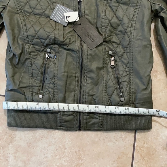 New faux leather jacket - Picture 6 of 11